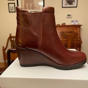 Sorel Women’s After Hours Chelsea Wedge Boot